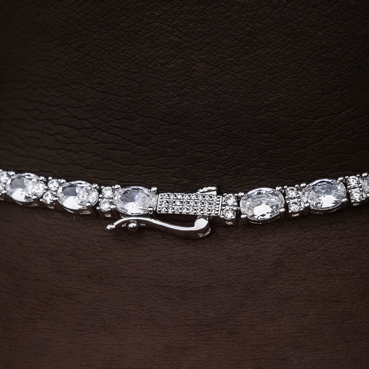 Diamond Mixed Oval Cut Tennis Chain in White Gold - 3mm