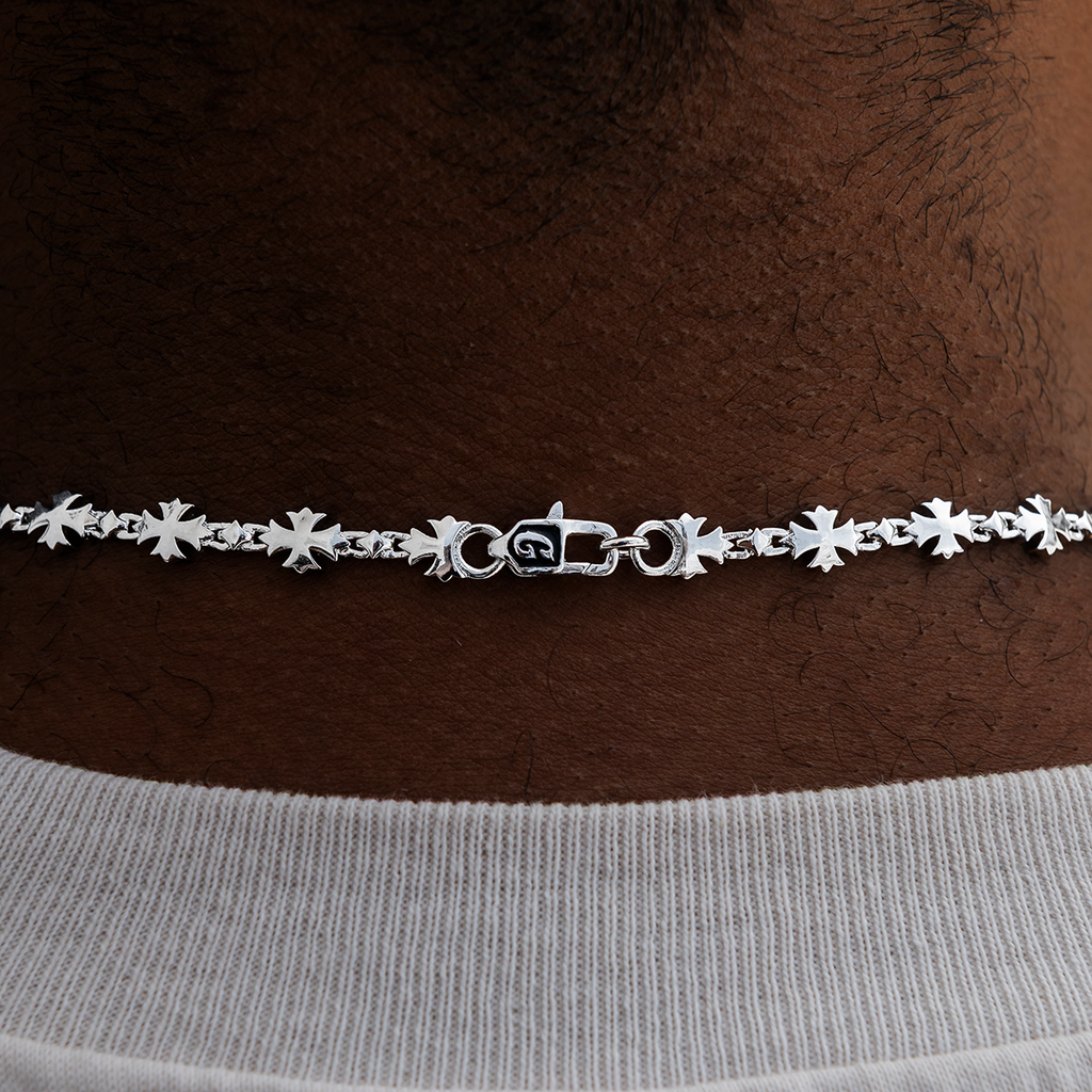 Flared Cross Chain in White Gold- 5mm